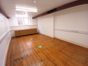 Photo 4- click for photo gallery